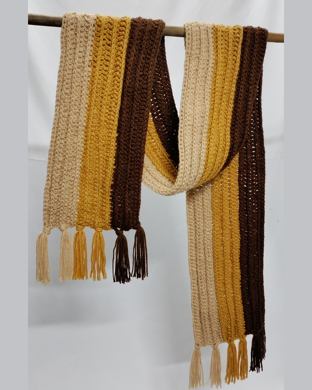 Stripes-scarf-with-Knit-Pattern-houz