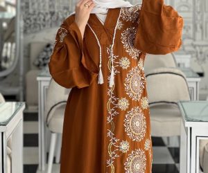Elegant Burgundy Embroidered Kaftan Dress - Sophisticated Modest Fashion